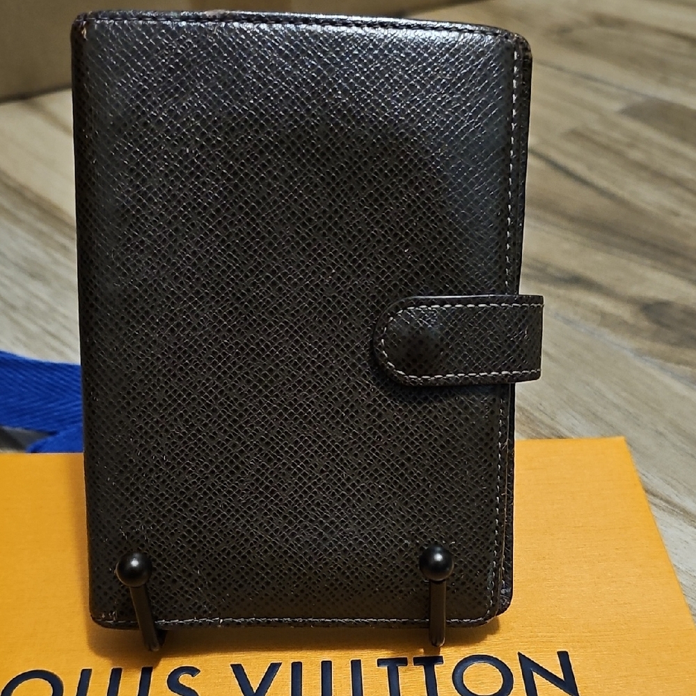 Louis Vuitton PM Taiga Leather Agenda Wallet | Deep Chocolate Brown